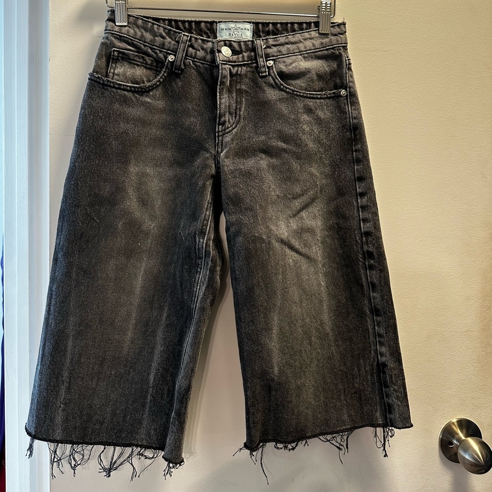 Revice Los Angeles Black Denim Cutoff Bermuda Shorts – Size 23